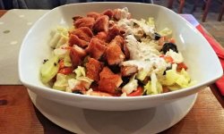 50% GRATUIT: Salată de pui crocant image