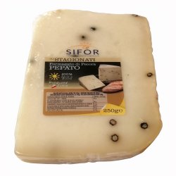 Brânză stagionata Pecorino cu piper