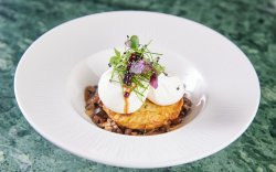 Poached Eggs with Rosti Potatoes and Sote Mushrooms Tartare image