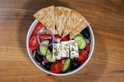 Greek Salad + sos Vinaigrette image