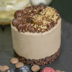 Cheesecake cu ciocolată și caramel image