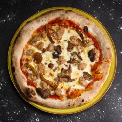 40% reducere: Sausage & Mushroom Pizza Rotunda image