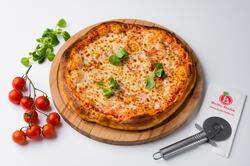 Pizza Margherita image