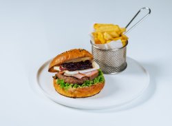 Royal Burger & french fries image