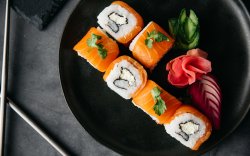Sushi Somon Rolls   image
