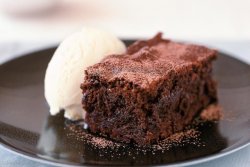 Brownie cu inghetata image