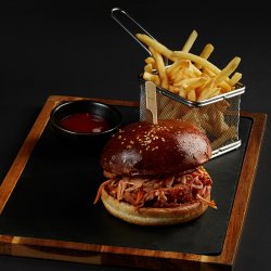 Pulled Pork Burger image
