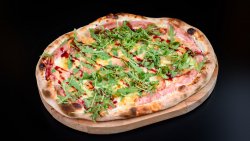 Pizza Aventura Mare + Suc Cadou image