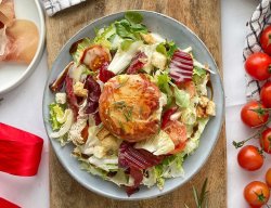 Mini Salata cu Branza de Capra, Prosciutto si Smochine image