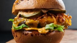Burger ,,Rally’’ image