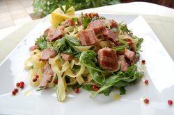 15% GRATUIT: Tagliatelle cu ton la grătar și rucola image