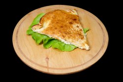 Sandwich cu pui  image