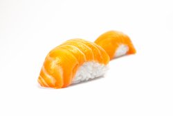 Salmon nigiri image