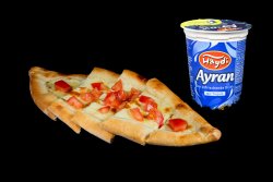 Meniu Pizza Mozzarella + Ayran 200ml image