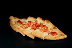 Pizza Mozzarella image