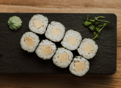 Maki cu tamago / Maki with tamago image