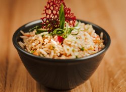 Orez prăjit cu legume / Fried rice with vegetables image