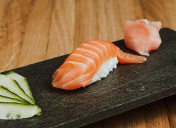 Nigiri de somon / Nigiri salmon image