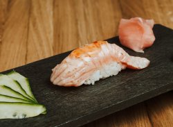 Nigiri de somon prăjit & sweet chilli / Nigiri fried salmon & sweet chill image