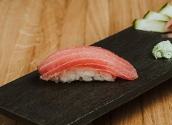 Nigiri de ton / Nigiri tuna image
