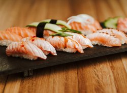 Nobori Salmon Nigiri Plate image