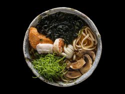 Seafood udon image