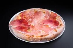 Pizza rossa image