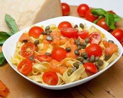 Tagliatelle Con Salmone image