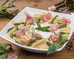 Penne Con Asparagi image