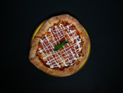 Combo Pizza grizzly image