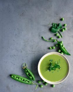 - Cremă de broccoli cu spanac și parmezan (vegetariană) image