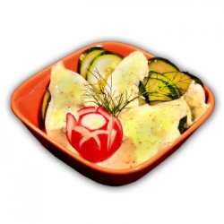 Salată de castraveți cu smântână image