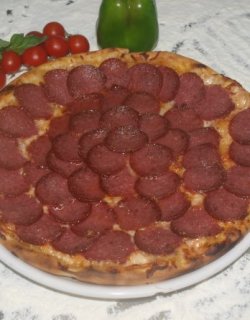 Pizza Salami 30 cm image