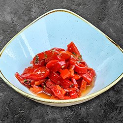Salată de ardei copți cu usturoi (vegetarian) image