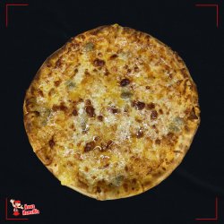 Pizza Quattro Formaggi image