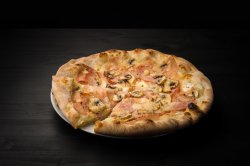 Pizza Carbonara		 image