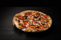 Pizza Quatro stagioni		 image