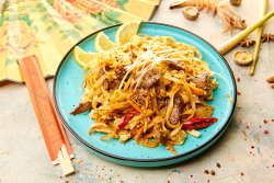 Kuey teow vită cu spaghete orez image