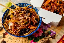 Noodle + Oaie pe plită încinsă image