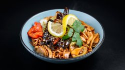 Noodles + Pui cu legume image