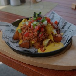 Loaded fries with chilli con carne image