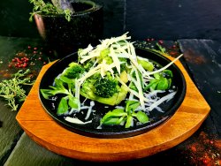 Sote de broccoli image