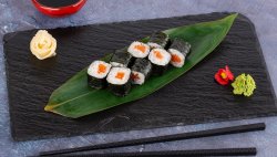 20% reducere: Maki Somon image