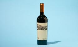 Issa Pinot Noir 750ml image