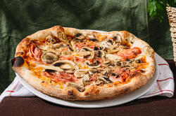 Pizza Prosciutto Cotto e funghi 450gr image