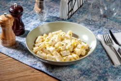Rigatoni quatro formaggi cu fistic  image
