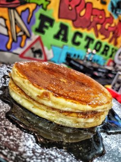 Factory`S Fluffy Pancakes image