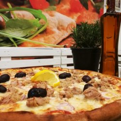 Pizza Tonno gigant 42cm. image