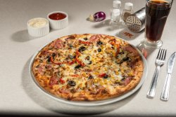 Pizza cu pui image