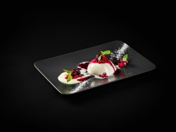 Pannacota cu fructe de pădure image